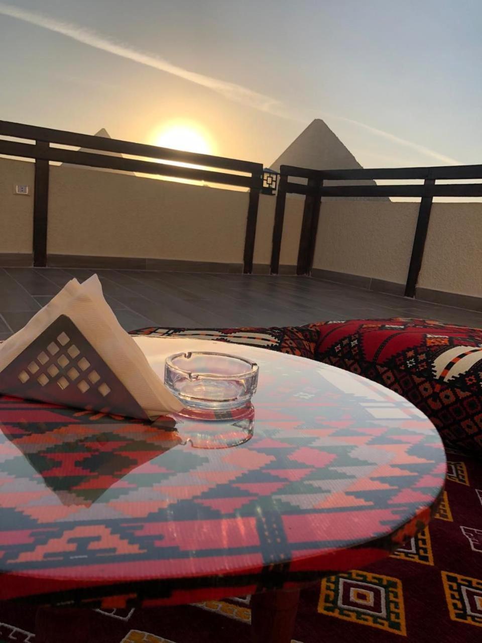 Pyramids Era View Hotel Kafrat al Jabal Exterior foto
