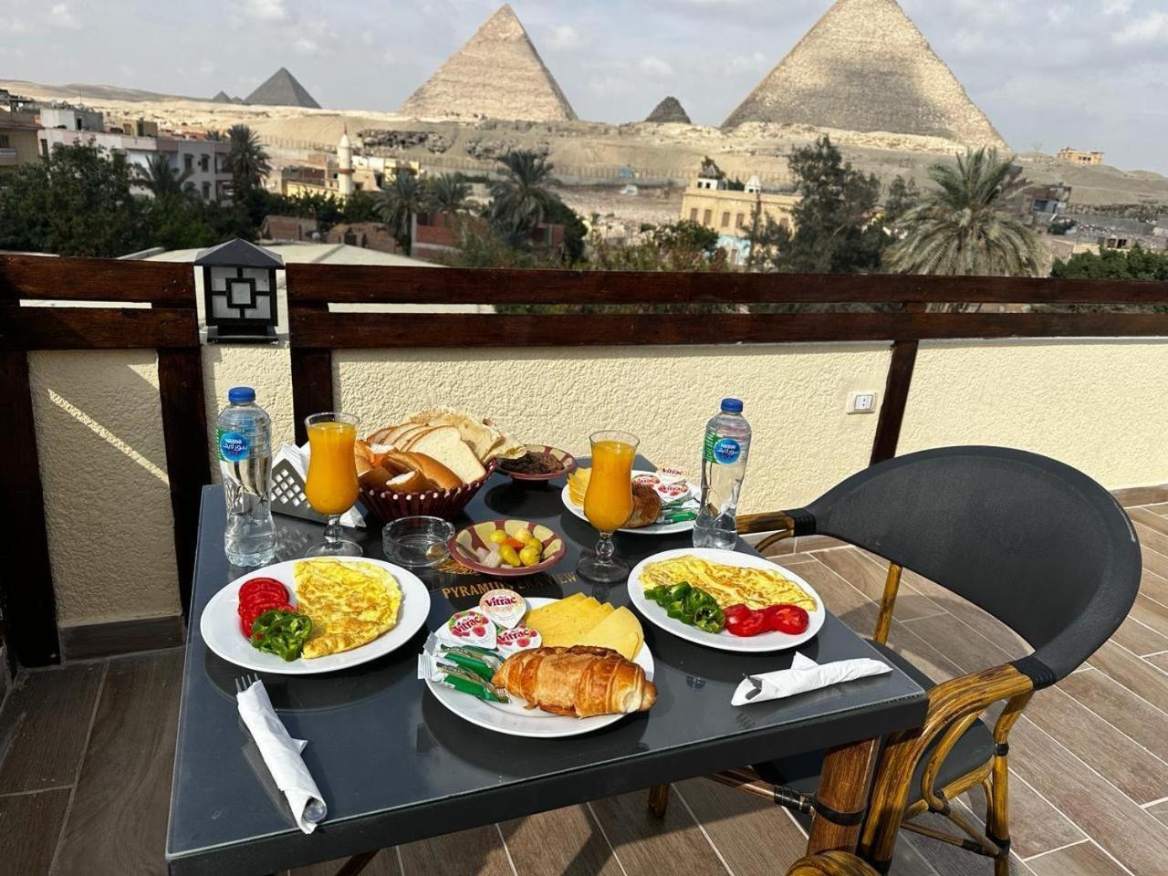 Pyramids Era View Hotel Kafrat al Jabal Exterior foto